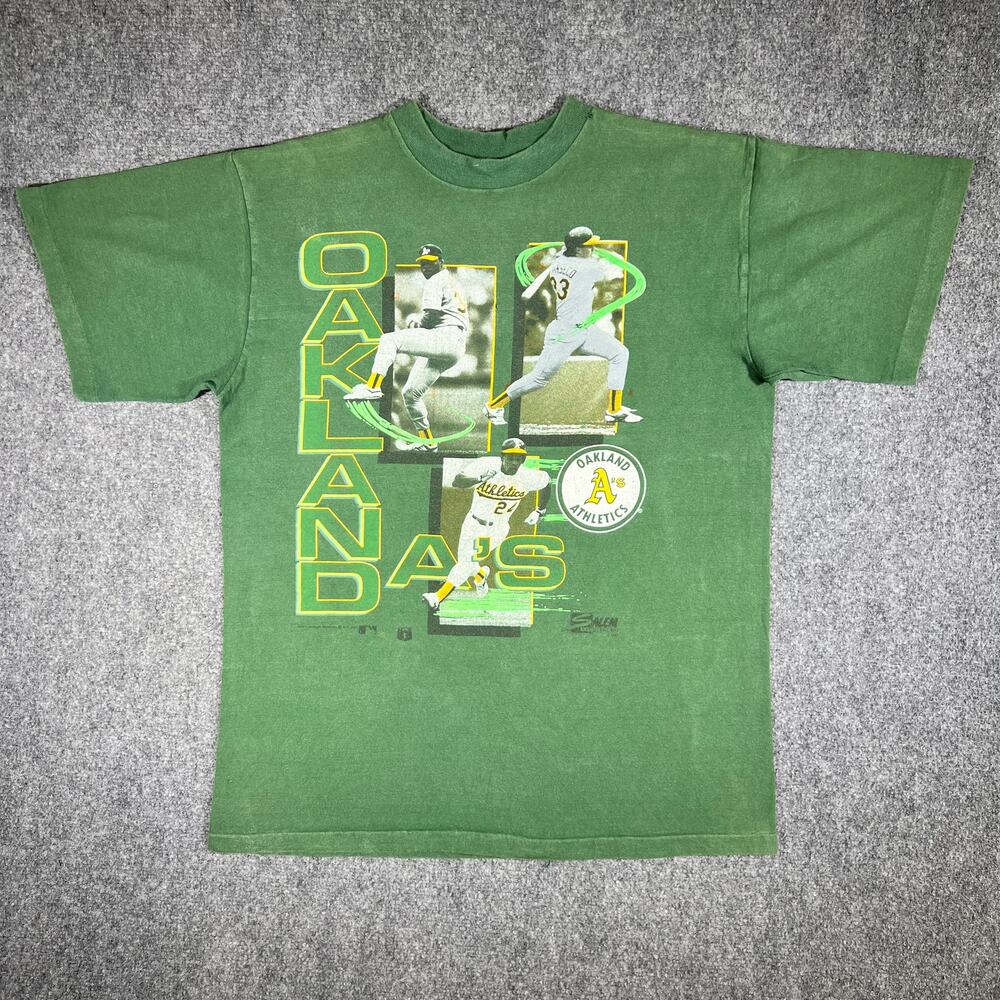 Vintage 90s Oakland Athletics Salem Sportswear T-Shirt Large Green